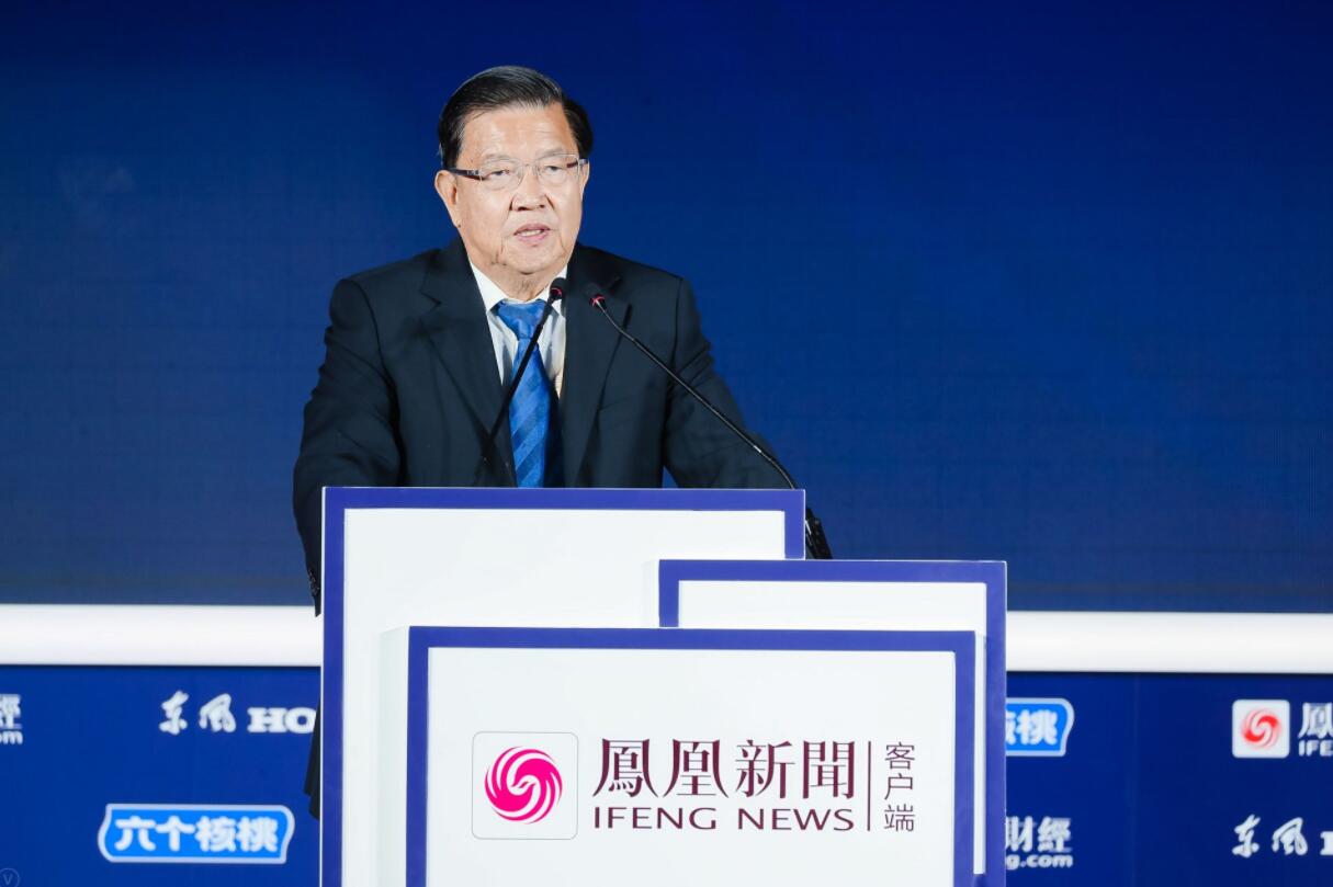 龙永图凤凰网财经峰会畅谈：在国际贸易舞台 谁进口多谁是老大_凤凰网财经_凤凰网