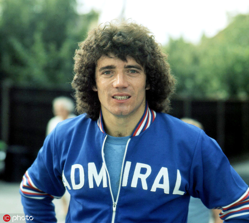 盘点细数那些多次获得金球奖的足坛巨星