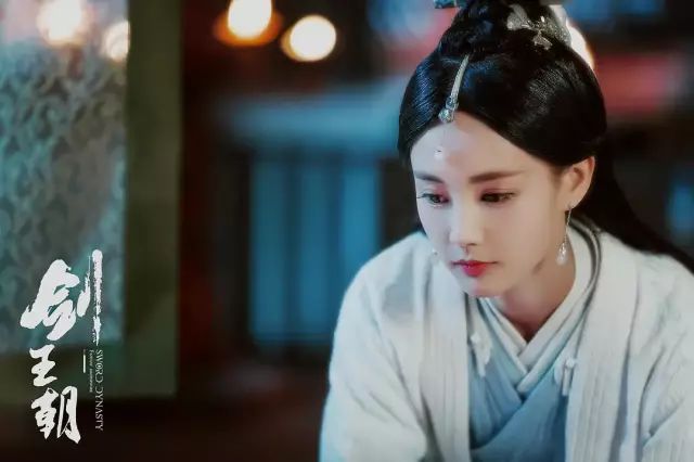 【新京报FUN娱乐】搭上冯小刚李现也上不了热搜！谁把谁“带火”，全都是胡扯