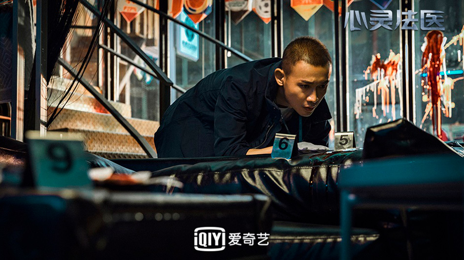 「凤凰网娱乐」《心灵法医》干尸案侦破在即 聂远身陷“法情”博弈