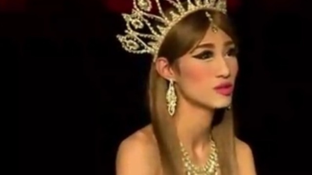 揭秘男子们的"跨性别"生活：晚上六七点才准备第一顿饭