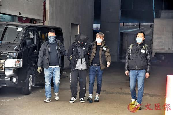 香港5名暴徒受审 阴谋“游行期间用真枪射杀8到10名警察”