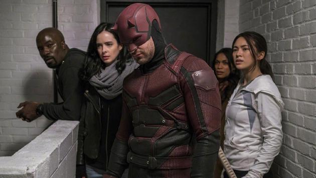 [凤凰网娱乐]漫威电视正式并入漫威影业 现电视负责人Jeph Loeb将离职