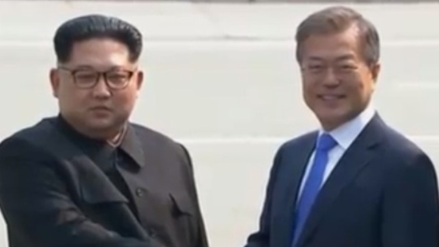 朝韩领导人在"和平之家"会晤 金正恩首次踏入韩国土地