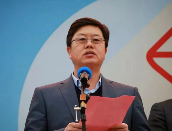 徐怀好讲话启动仪式结束后领导嘉宾来到安仁县思源实验