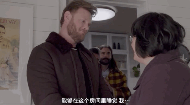 [她刊]被5个男人宠上天后，57岁离婚无子的她，活成了“真公主”…