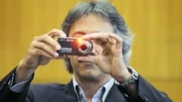 商人因购买相机而被捕 背后真相竟然是这样