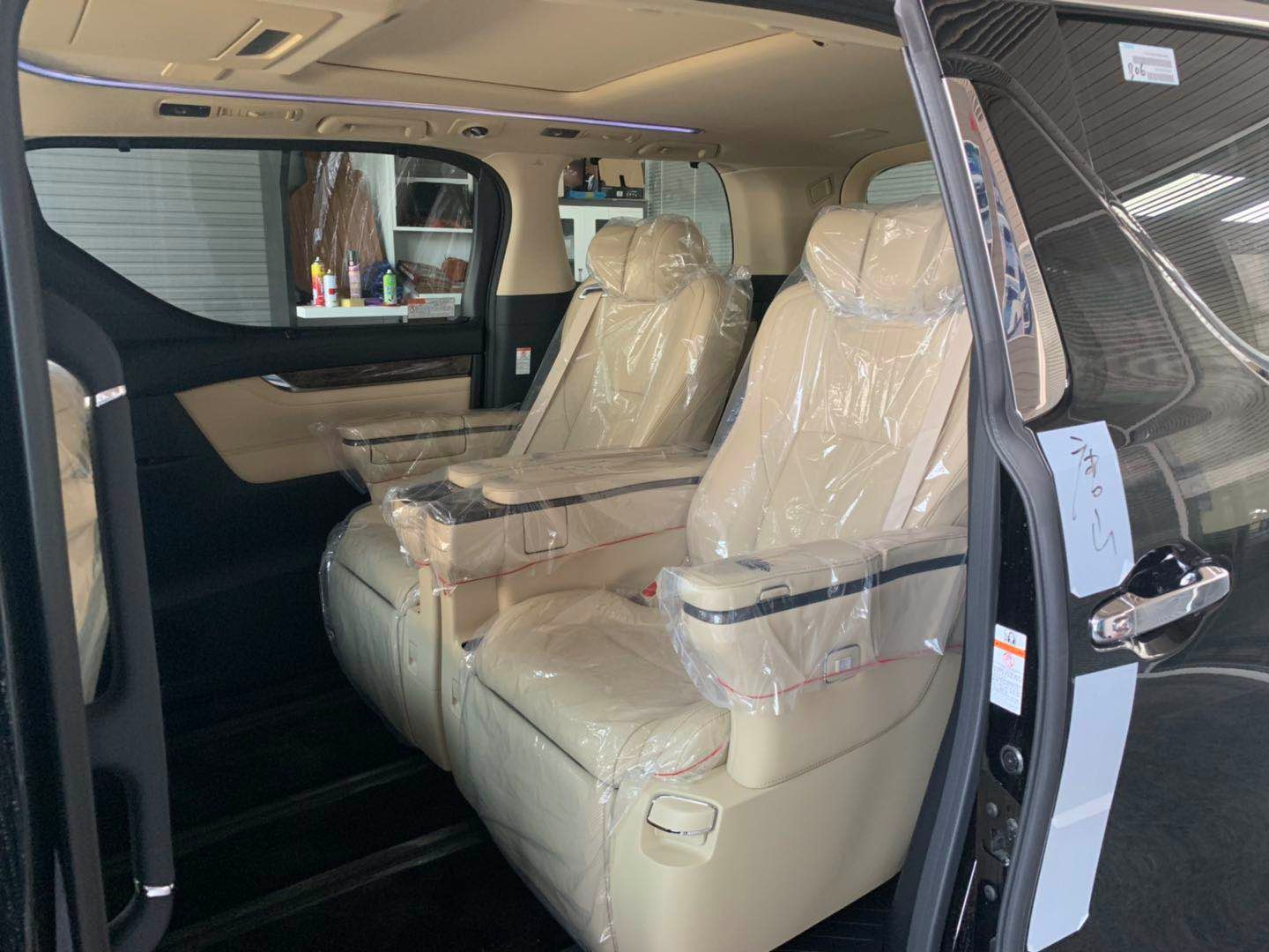 丰田阿尔法内饰图片 2020款埃尔法价格