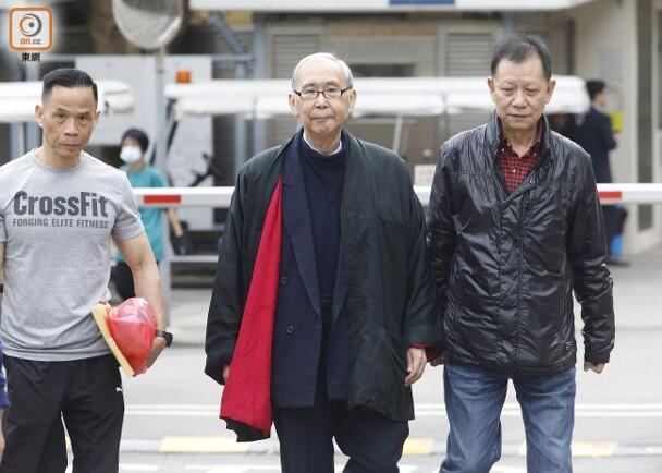 被判7年半监禁，香港前政务司司长许仕仁获减刑提前出狱！