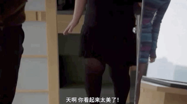 [她刊]被5个男人宠上天后，57岁离婚无子的她，活成了“真公主”…