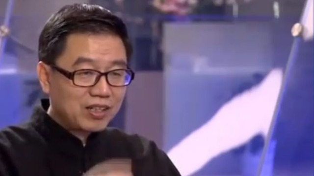 考古专家们为了探索古墓竟这么做 太艰难了！