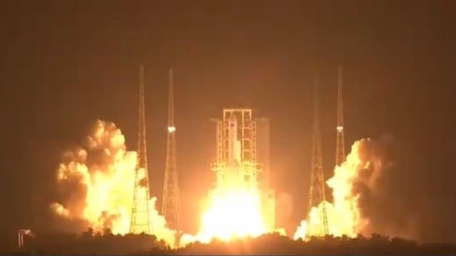 长征五号遥三运载火箭发射成功 实践二十号卫星成功入轨