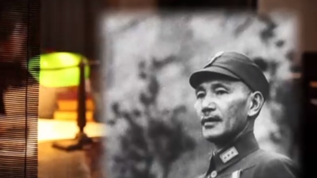 面对日本间谍岩松义雄的策反，阎锡山做出了哪些反应？