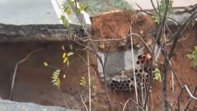 湖南长沙道路塌陷 现受影响地区供水供电基本恢复