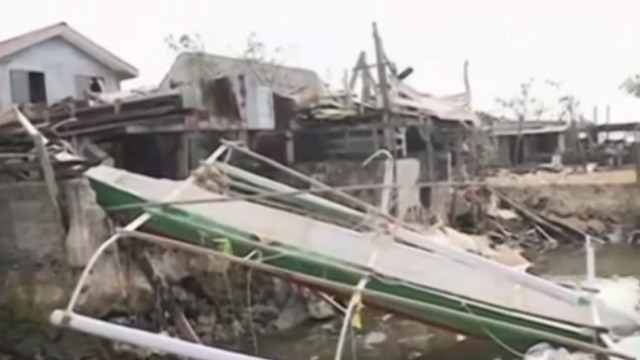 台风“巴蓬”肆虐菲律宾中部 死亡人数已增至20人