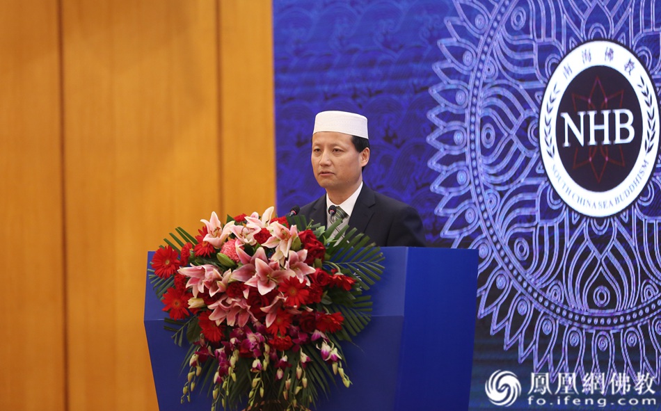 中国伊斯兰教经学院副教授杨会营发言（图片来源：凤凰网佛教 摄影：徐上杰）