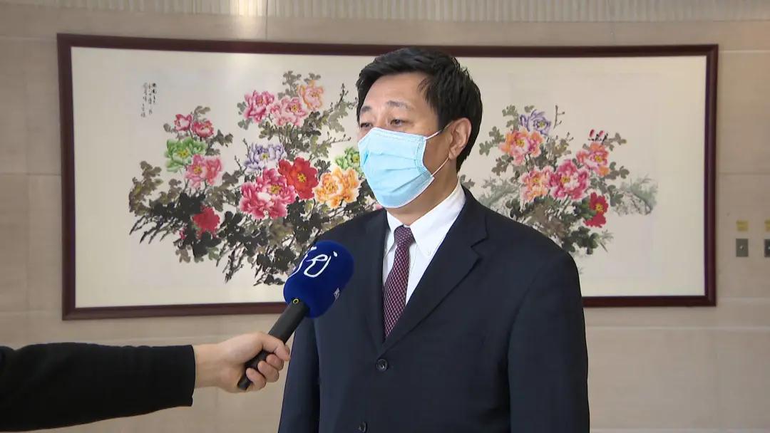 满怀信心向未来奋发突破谱新篇