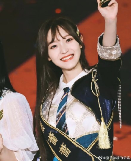 GNZ48谢蕾蕾疑似恋爱,粉丝化身福尔摩斯狂扒证据