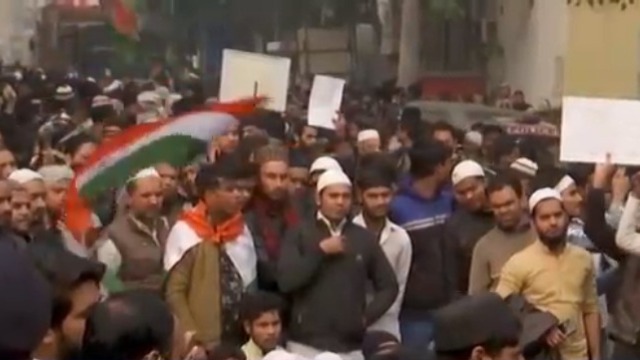 骚乱持续!穆斯林国家疑印度新法案涉歧视