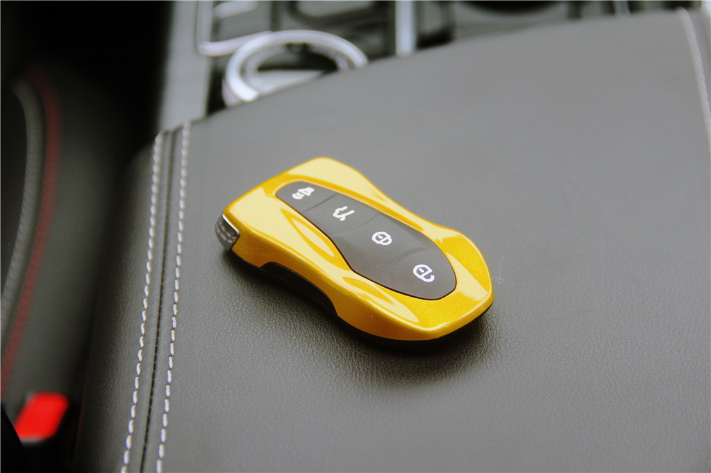 【凰家众测】是"跑车"还是"suv"吉利星越成都激情pk