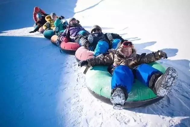 青岛世博园滑雪图片