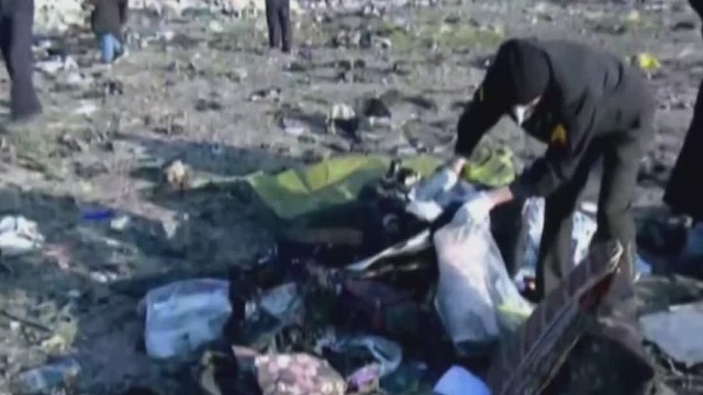 伊朗回应乌克兰客机坠毁事件：失事飞机发动机起火失控