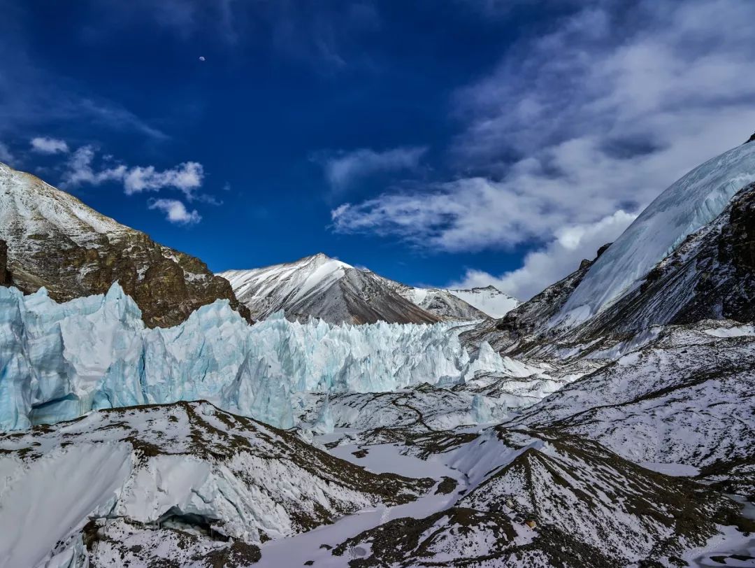 新疆到八一冰川|摄影|风光|中云数据视觉设计 - 原创作品 - 站酷 (ZCOOL)