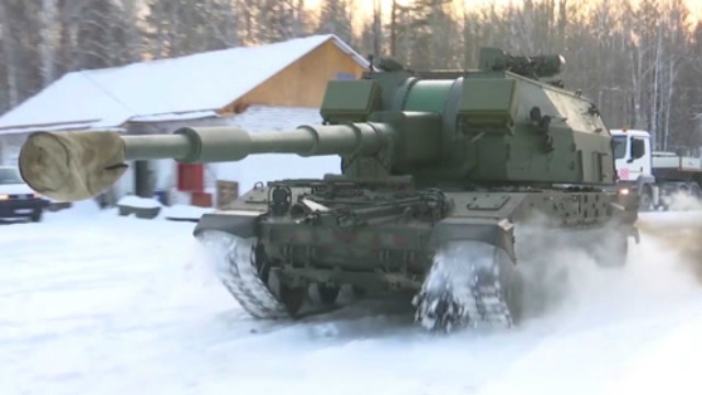 雪原巨兽！俄罗斯最强大自行火炮实弹测试画面曝光