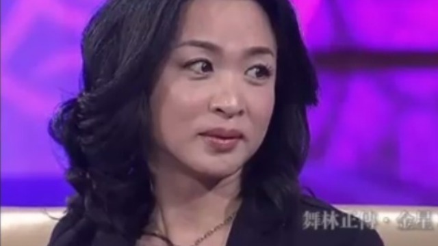 金星做客鲁豫有约，自曝以前在部队官职是副师级