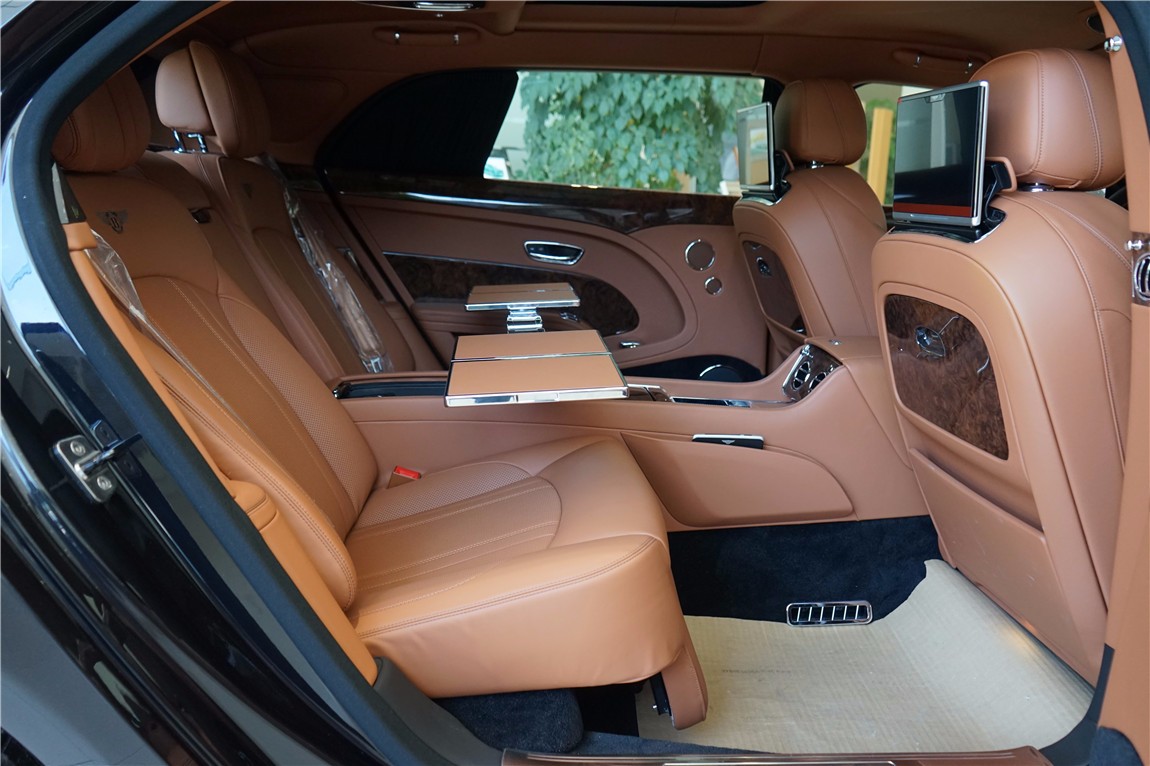 宾利慕尚加长版双色选配4座价格行情