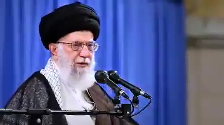 伊朗最高领袖：美国可能伤害伊朗，但他们会加倍受伤