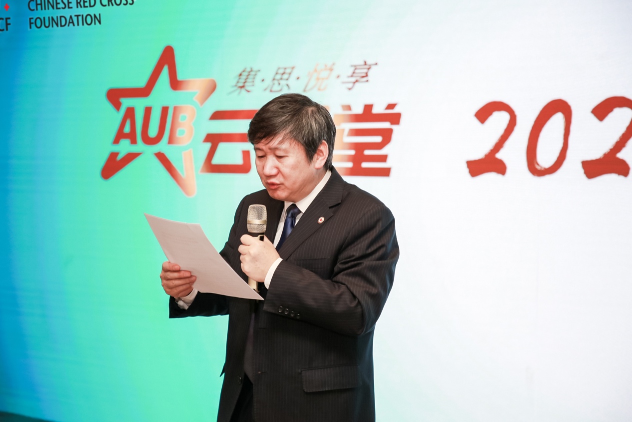 常青教授指出,妇科医生日常工作繁忙,对典型病例及时进行记录与积累