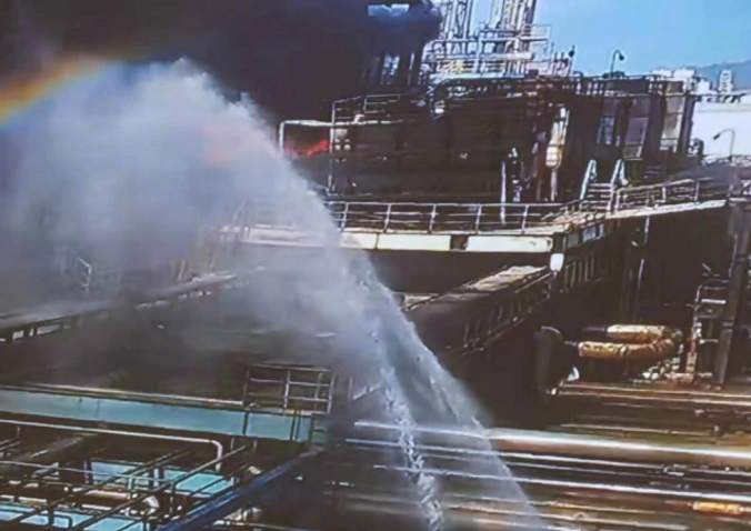 珠海一化工厂爆炸：暂无人员伤亡 明火已扑灭