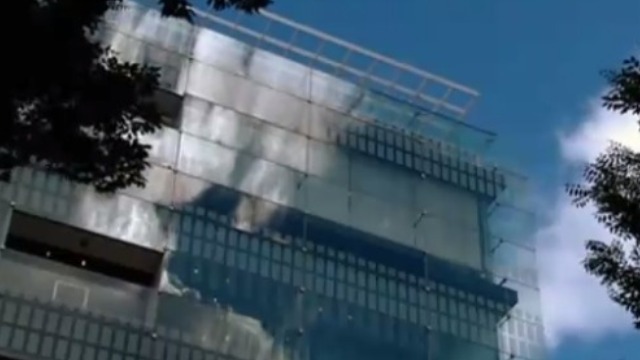 日本3.11大地震足以让仙台毁灭 这座玻璃建筑却并无大碍