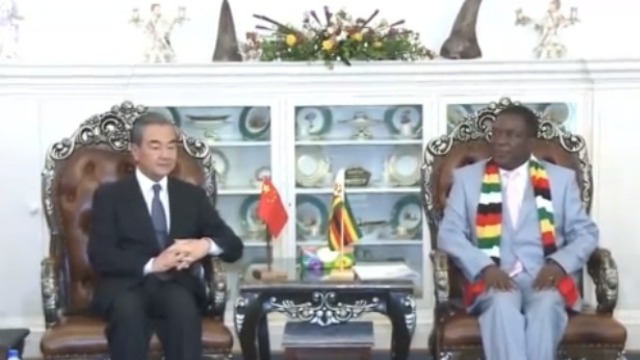 津巴布韦总统会见王毅 双方将在国际地区问题上密切协调