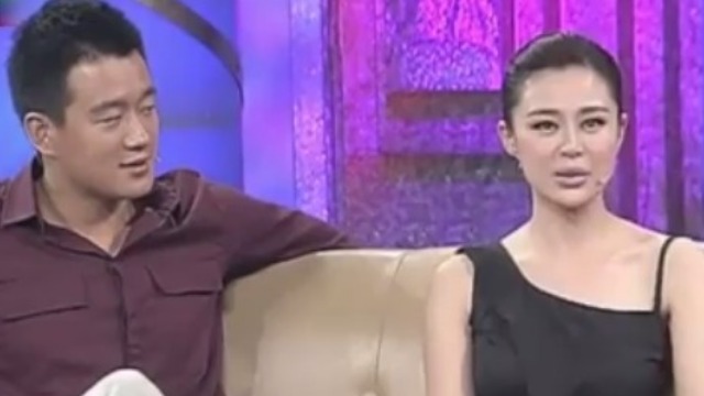 女儿在公交车上看见佟大为的海报 关悦得知后竟这样说