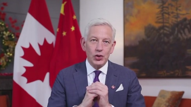 中国加拿大喜迎建交50周年 加拿大驻华大使给国人拜年