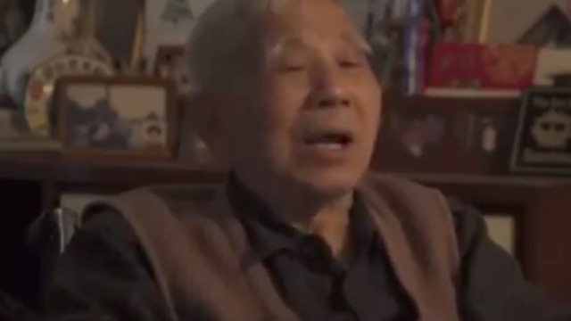 张立义被带到军事博物馆进行再教育 刚进门却看到这一幕