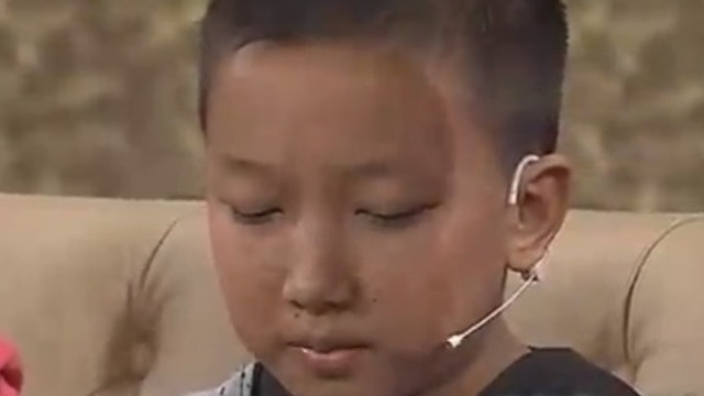 失母儿童想念父母 只能通过画画表达对他们的思念