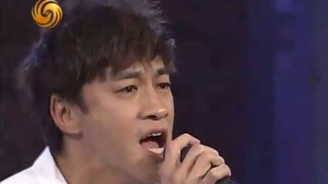 何润东深情演唱《霸王命》 简直太好听了！