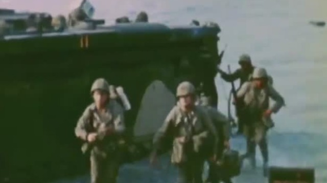 美军派兵登上冲绳的沙滩 却发现那里一个日本士兵都没有