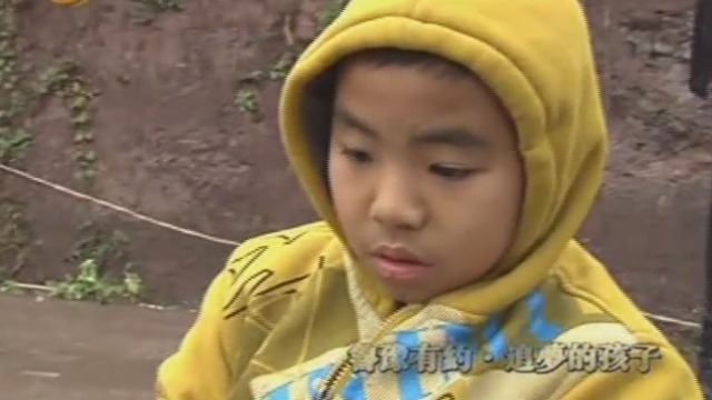 颜玉宏倒立行走4公里也要坚持上学 真是太励志了！