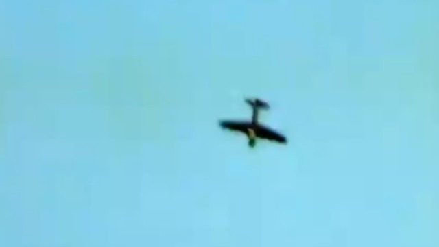 历史影像：日本“神风特攻队”向美军航母发起自杀冲锋