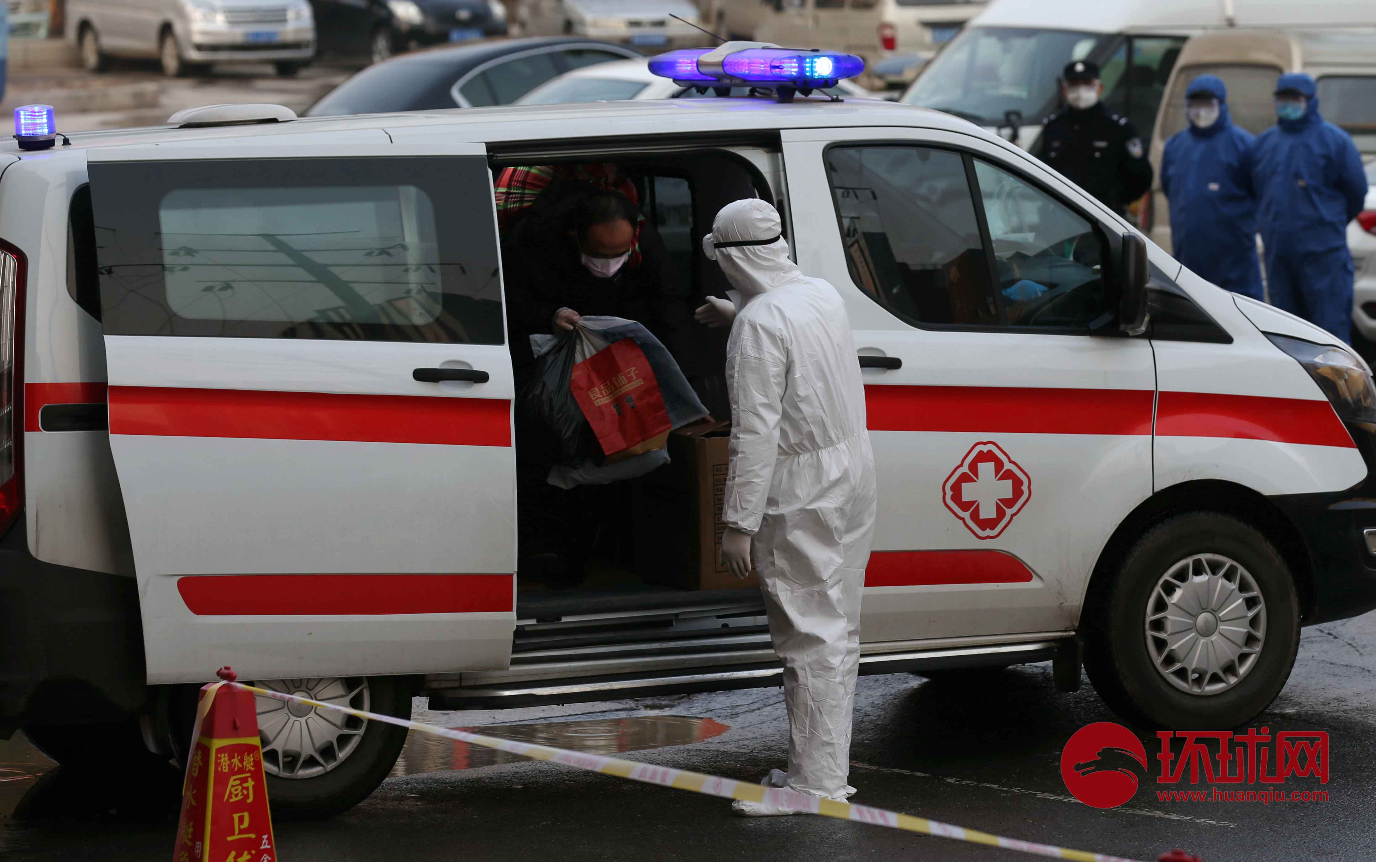 武汉新冠肺炎疑似患者集中隔离转移全过程记录