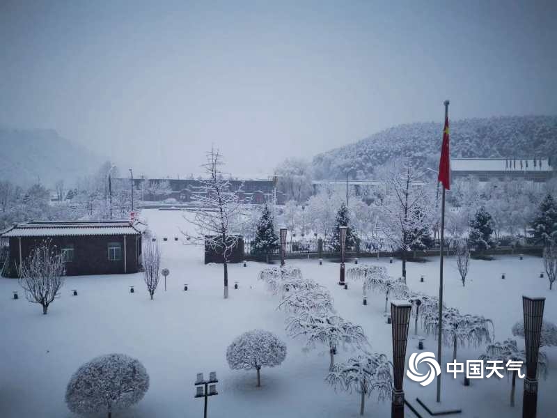 寒潮来袭，北京又下雪了(高清组图)