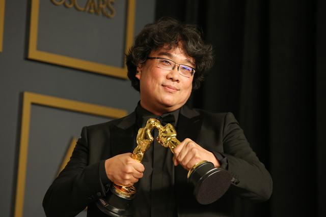 韩国影片《寄生虫》成奥斯卡最大赢家，文在寅祝贺