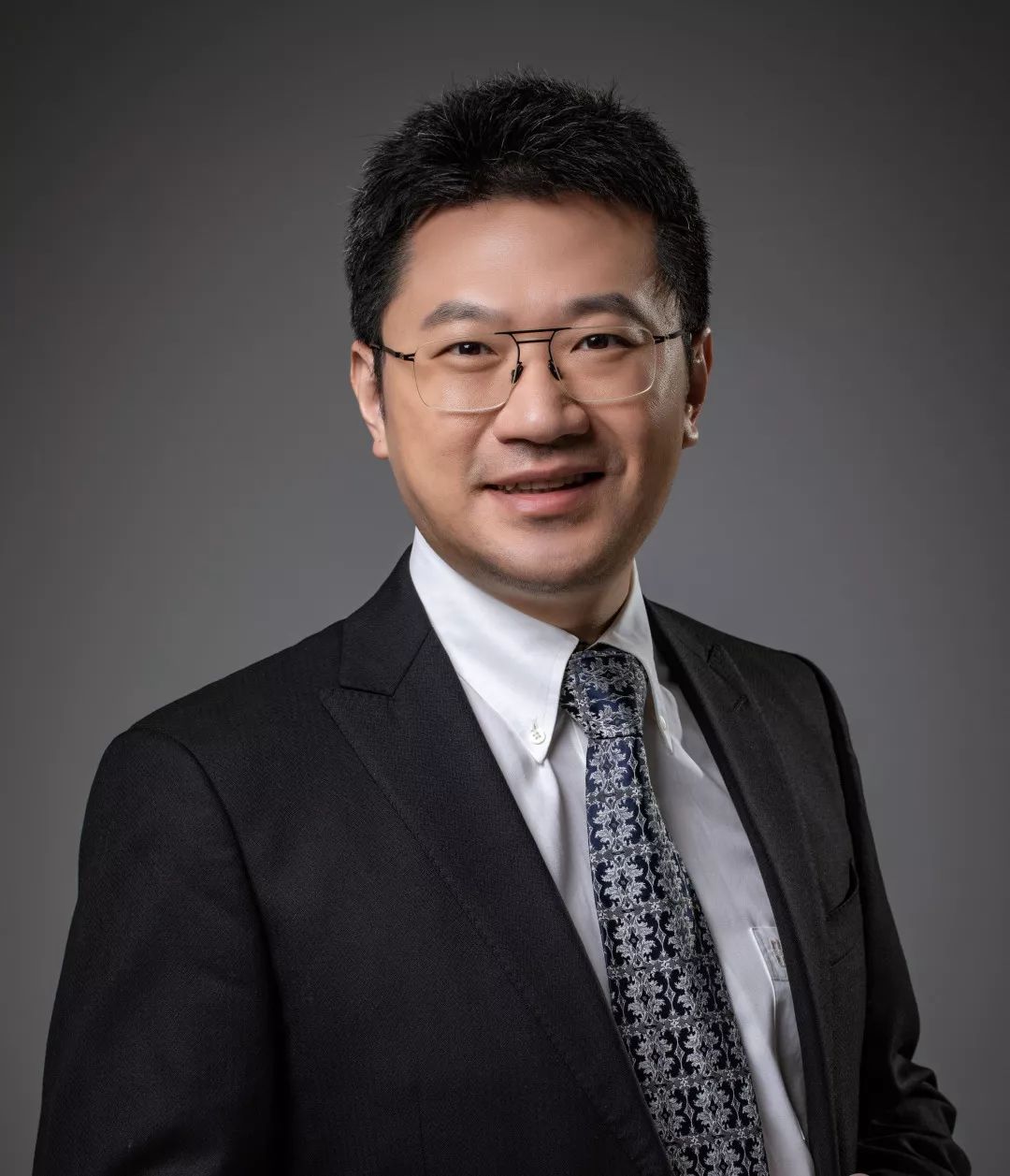 总监上海市酒类流通行业协会葡萄酒专家陆江《葡萄酒在线-wineonline