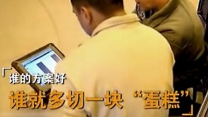 4型战机护航2架轰炸机美日在演练什么？专家：摸索亚太战场新方案