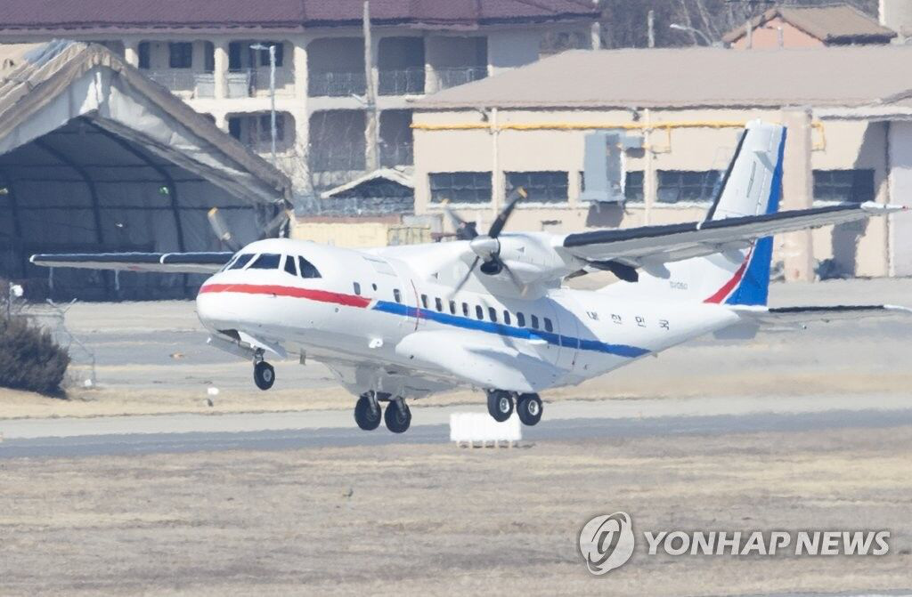 韩国总统专机赴日本从“钻石公主”号撤侨 将接回5人