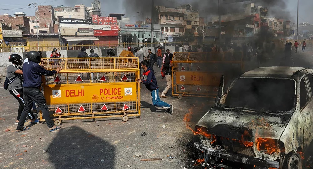 印度暴力冲突死亡人数升至18人 德里东北部道路被封锁